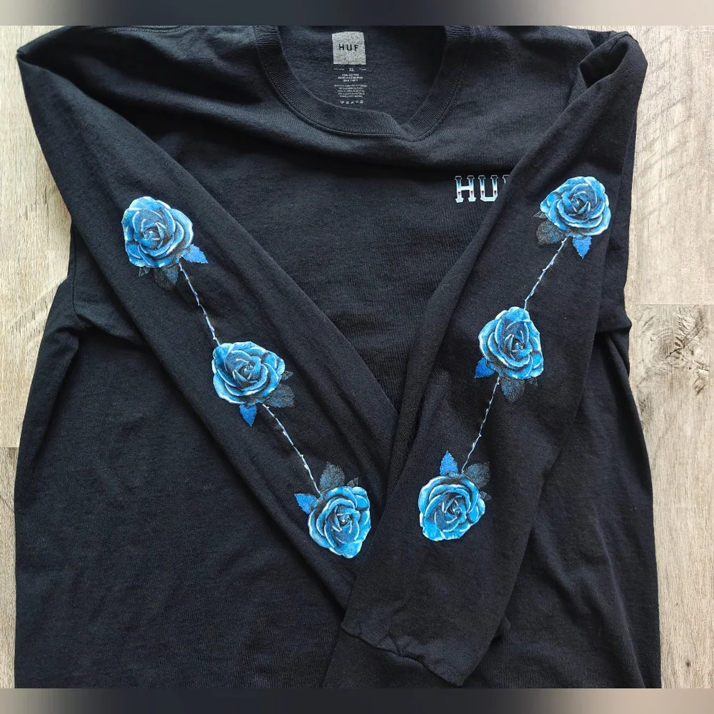 Huf Black Long Sleeve Shirt with Blue Rose Design - Picture 9 of 10